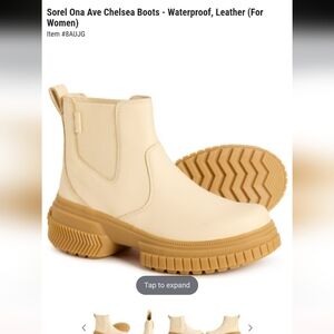 NWB WOMEN'S SOREL CHELSEA BOOT